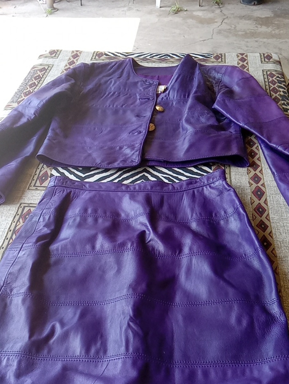 VAKKO PURPLE LEATHER SKIRT SET